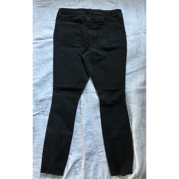 Universal Thread Black Mid-Rise Distressed Skinny Jeans Frayed Hem Size 8 / 29 R - Picture 11 of 13